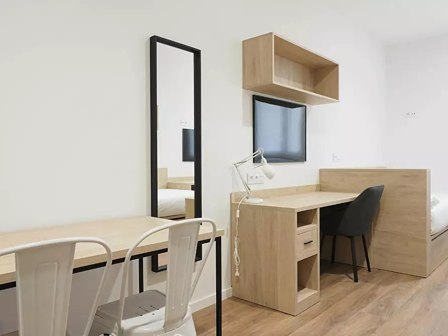 Immagine 7 di Camera condivisa in affitto  in Calle de Francisco Sancha a Madrid