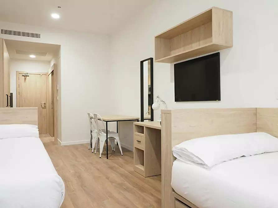 Immagine 6 di Camera condivisa in affitto  in Calle de Francisco Sancha a Madrid