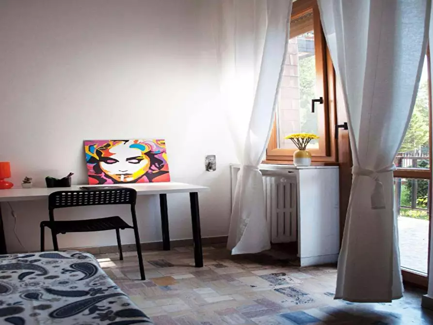 Immagine 7 di Camera in affitto  in Via Edoardo Bassini a Milano