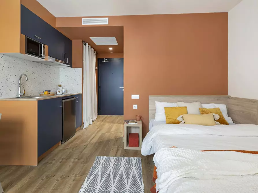 Immagine 1 di Appartamento in affitto  in Carrer de l'Arquitecte Alfaro a Valencia