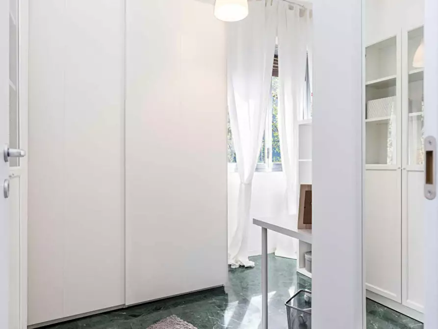 Immagine 5 di Camera in affitto  in Via Giuseppe Frua a Milano