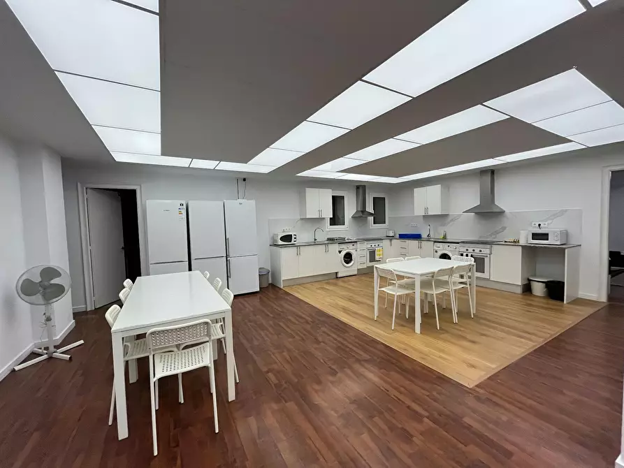 Immagine 7 di Camera in affitto  in Passeig de Sant Joan a Barcelona