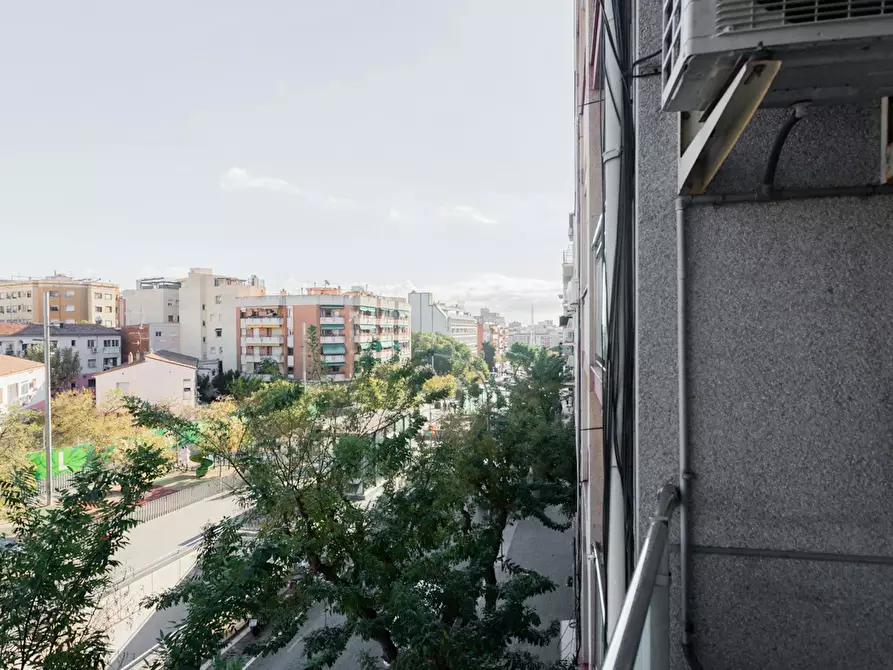 Immagine 3 di Appartamento in affitto  in Avenida de la Primavera a Hospitalet De Llobregat, L'