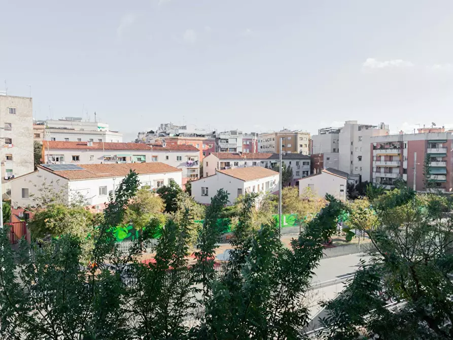 Immagine 4 di Appartamento in affitto  in Avenida de la Primavera a Hospitalet De Llobregat, L'