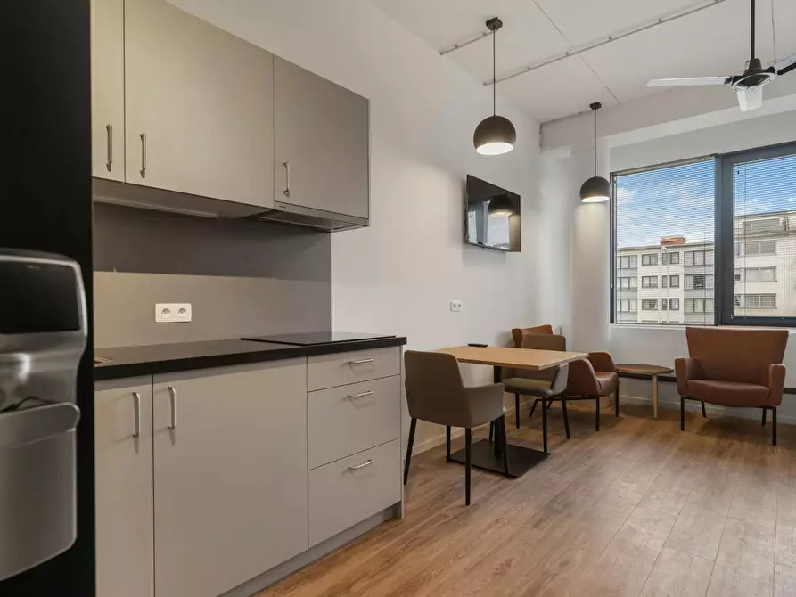 Immagine 3 di Appartamento in affitto  in Bisschoppenhoflaan a Deurne