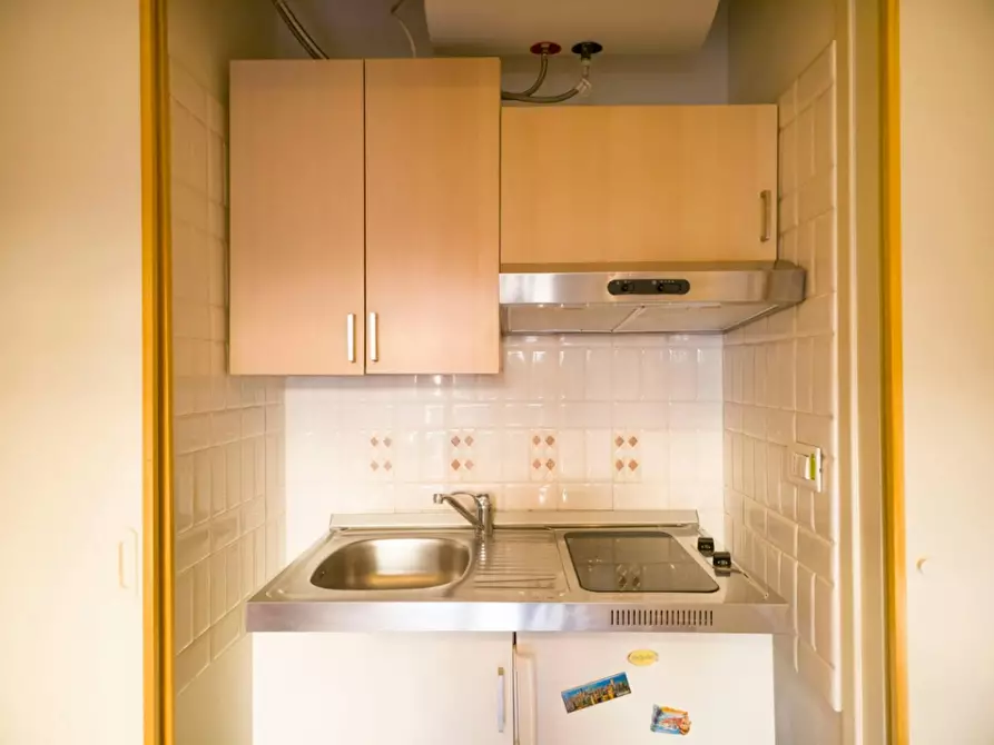 Immagine 8 di Appartamento in affitto  in Via del Lago Terrione a Roma