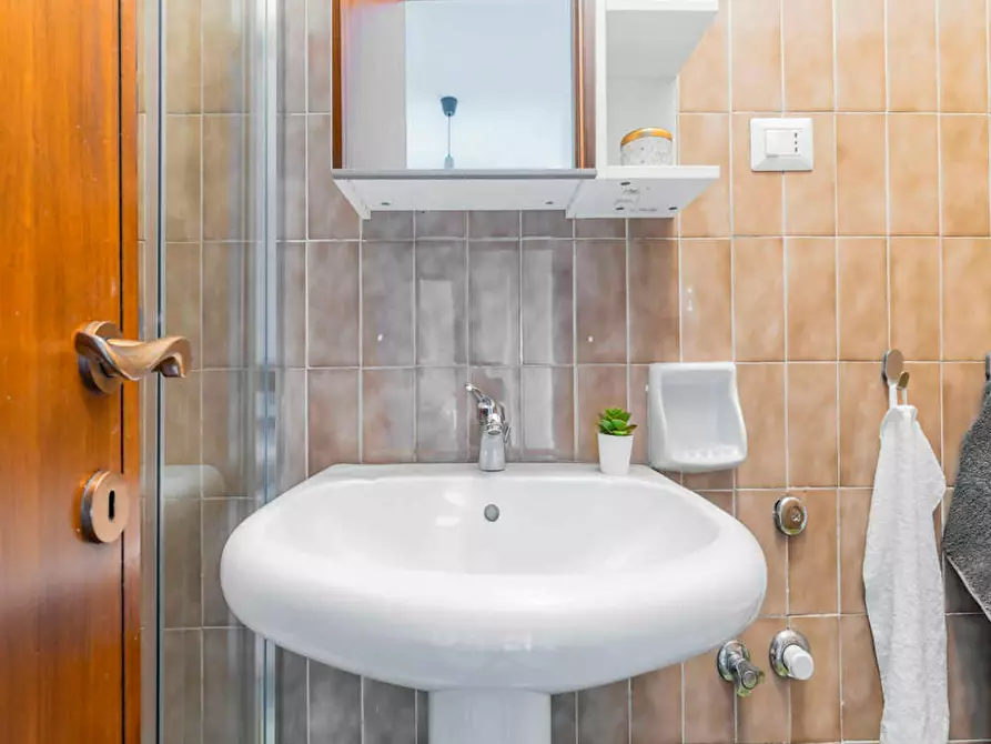 Immagine 10 di Camera in affitto  in Via Felice Mendelssohn a Padova