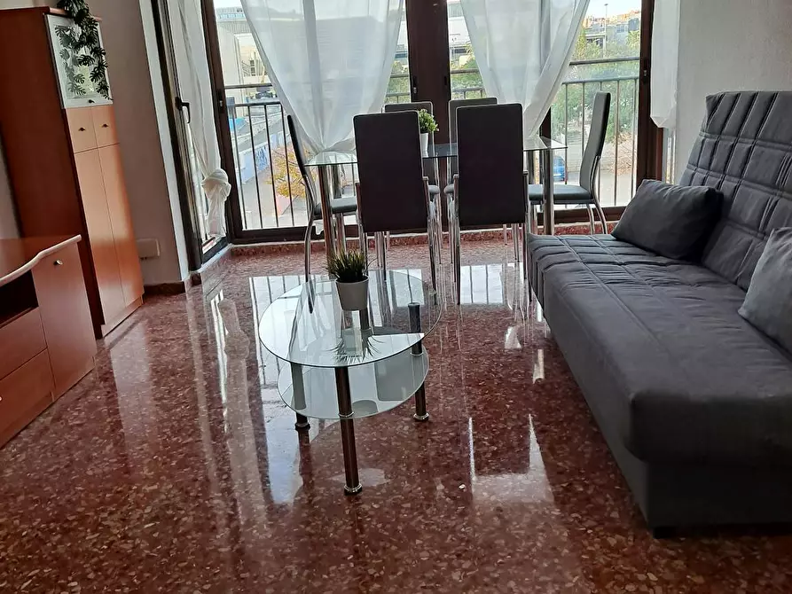 Immagine 2 di Appartamento in affitto  in Carrer del Campament a Benimamet