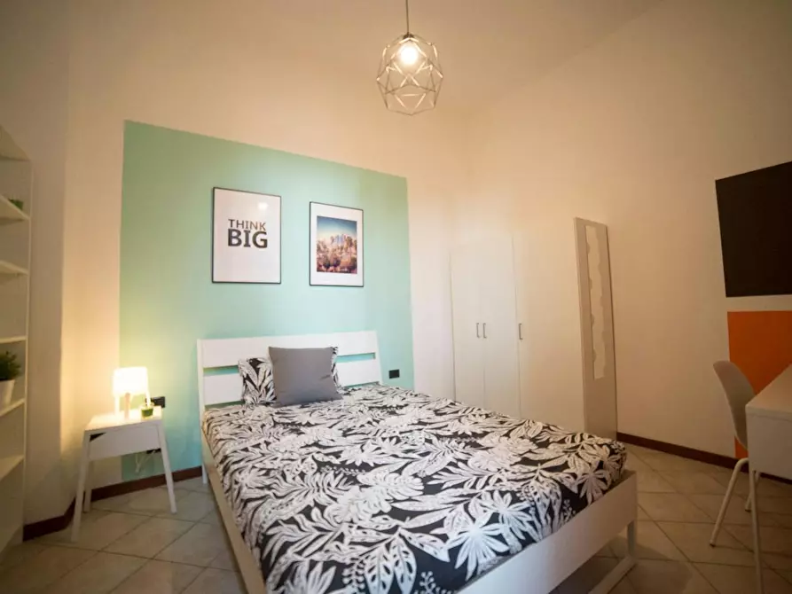 Immagine 8 di Camera in affitto  in Via dello Statuto a Firenze