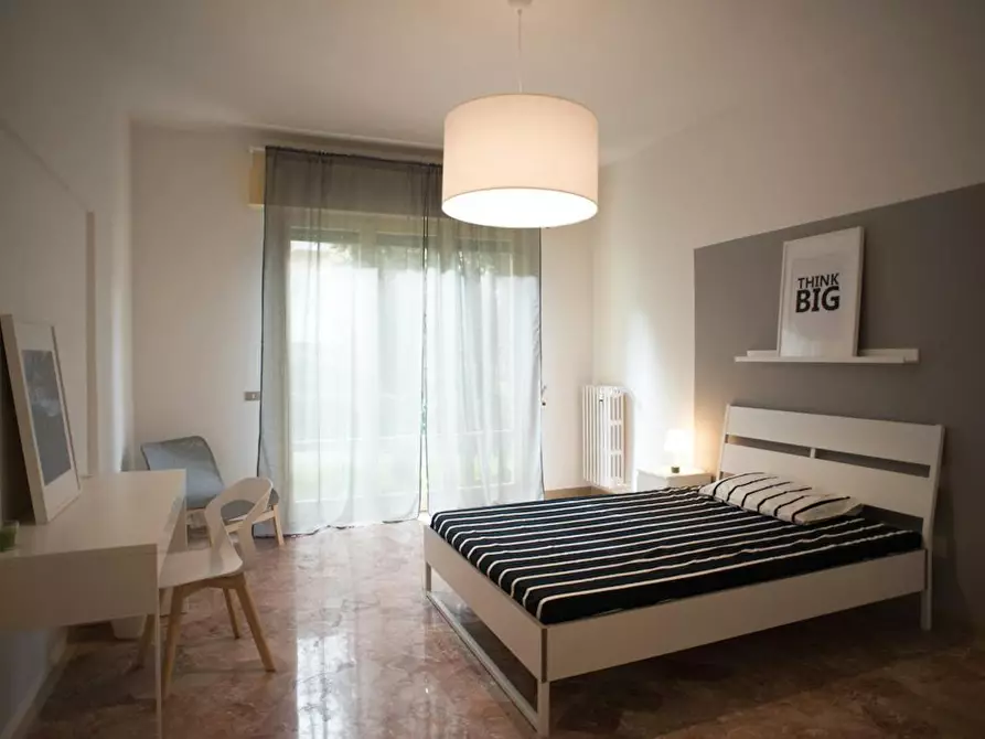 Immagine 3 di Camera in affitto  in Via dello Statuto a Firenze