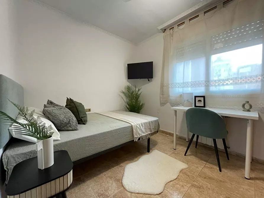 Immagine 2 di Camera in affitto  in Carrer d'Andorra a Hospitalet De Llobregat, L'