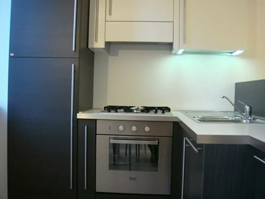 Immagine 2 di Appartamento in affitto  in Via Alessandro Manzoni a Trento