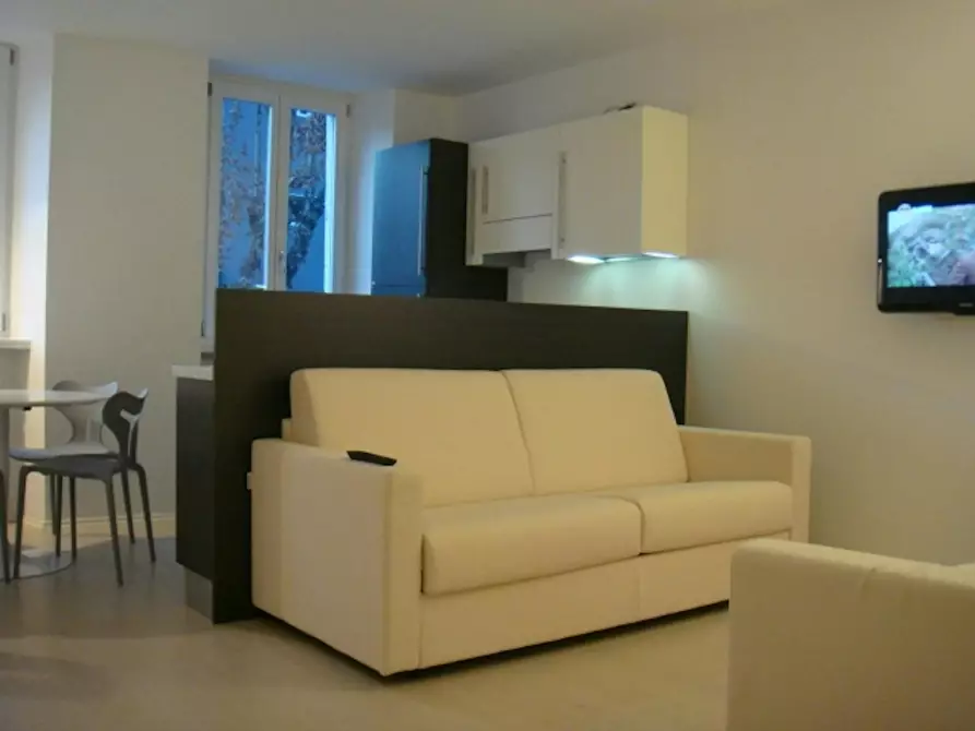 Immagine 3 di Appartamento in affitto  in Via Alessandro Manzoni a Trento