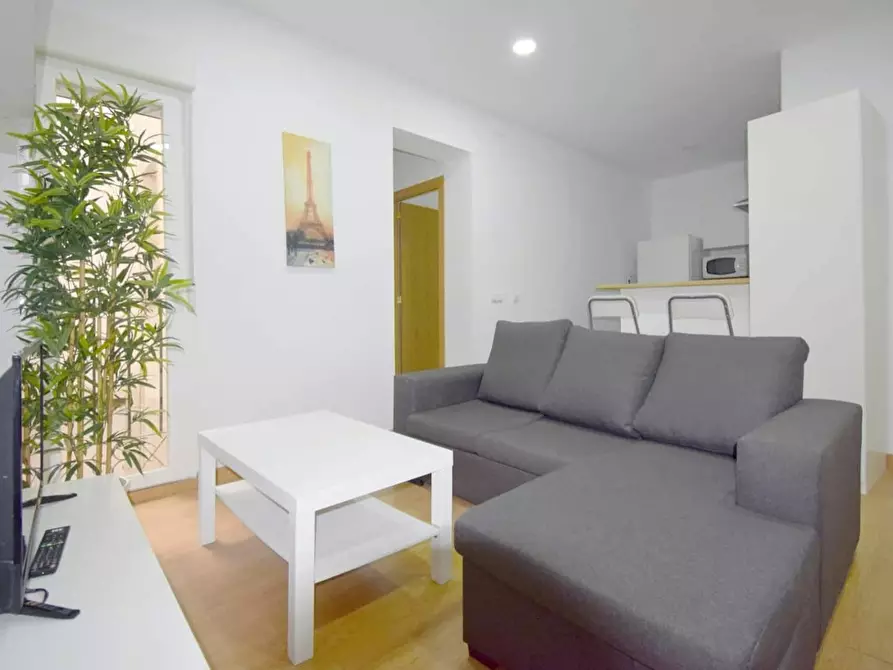 Immagine 4 di Appartamento in affitto  in Calle del Porvenir a Madrid