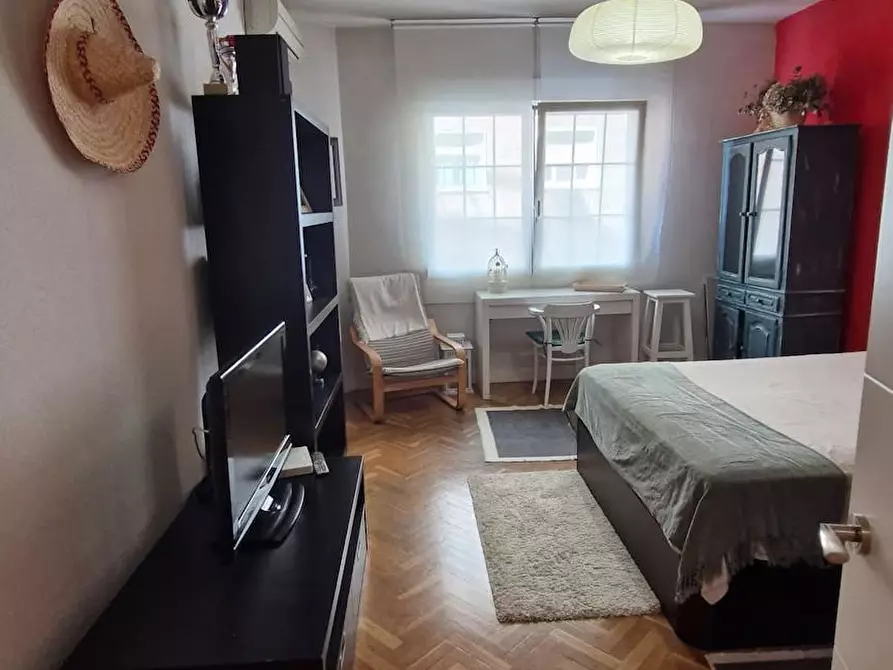 Immagine 5 di Camera in affitto  in Calle de Puenteareas a Madrid