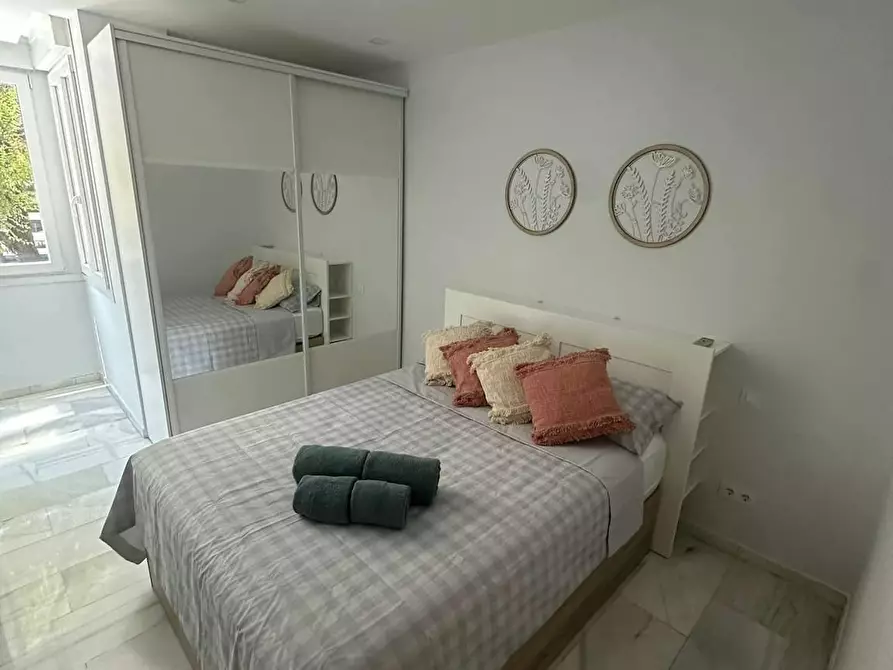 Immagine 10 di Appartamento in affitto  in Calle del Doctor Esquerdo a Madrid