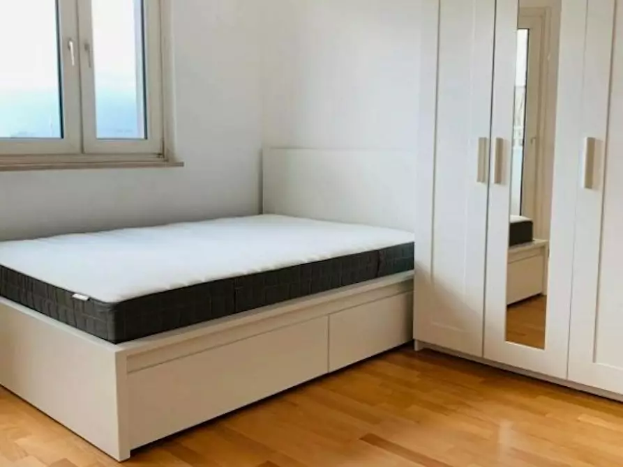 Immagine 1 di Camera in affitto  in Engadiner Straße a München