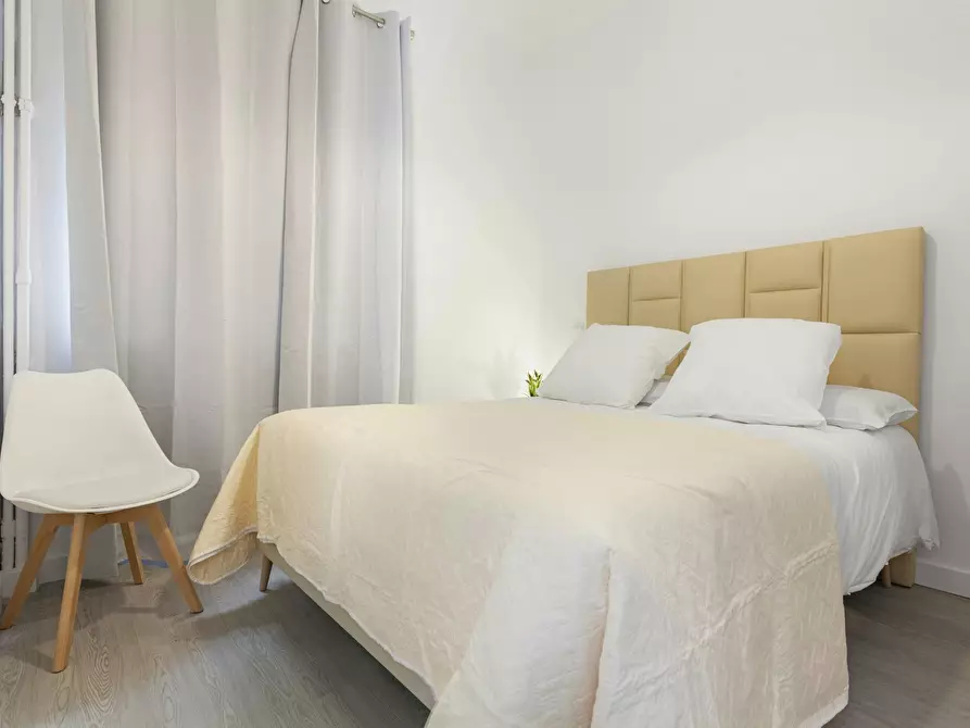 Immagine 5 di Appartamento in affitto  in Calle de Santa Ana a Madrid