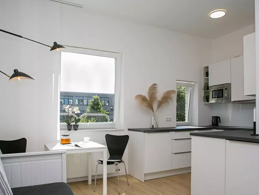 Immagine 6 di Appartamento in affitto  in Merowingerstraße a Düsseldorf