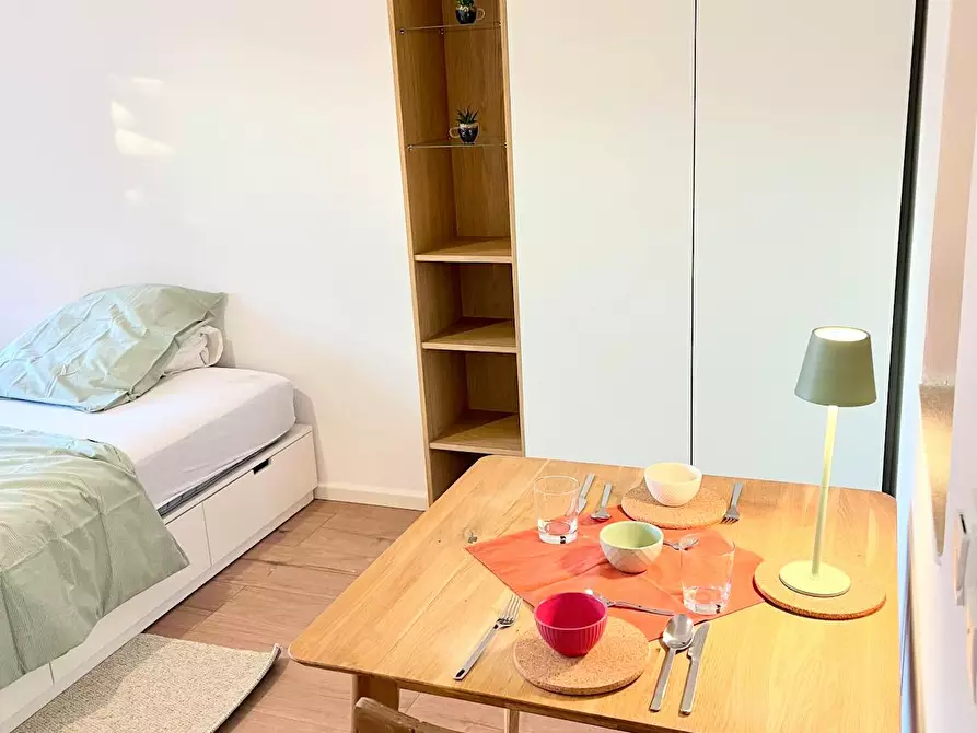 Immagine 3 di Appartamento in affitto  in Obere Regenstraße a Regensburg