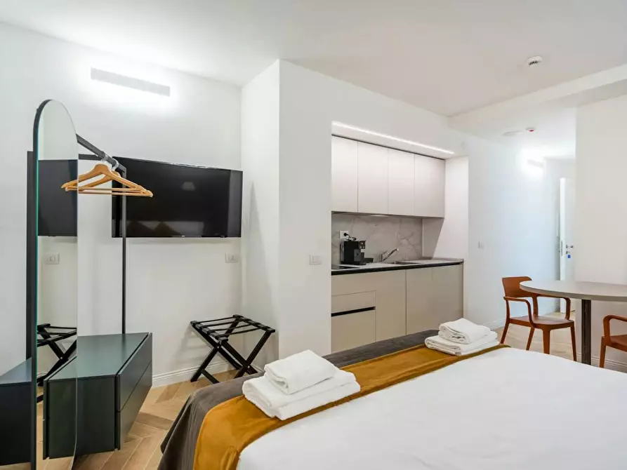 Immagine 4 di Appartamento in affitto  in Via Mazzini a Trieste