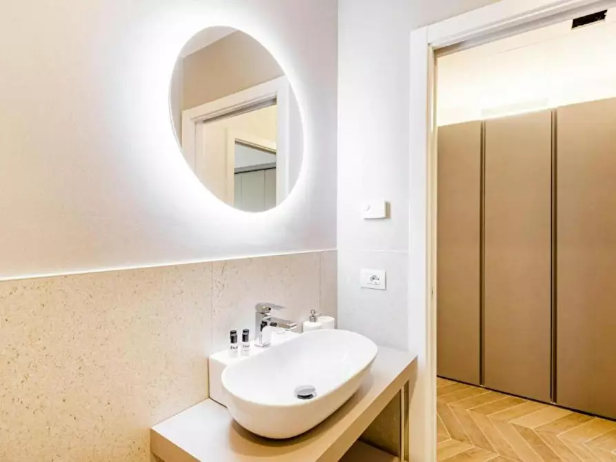 Immagine 4 di Appartamento in affitto  in Via Mazzini a Trieste