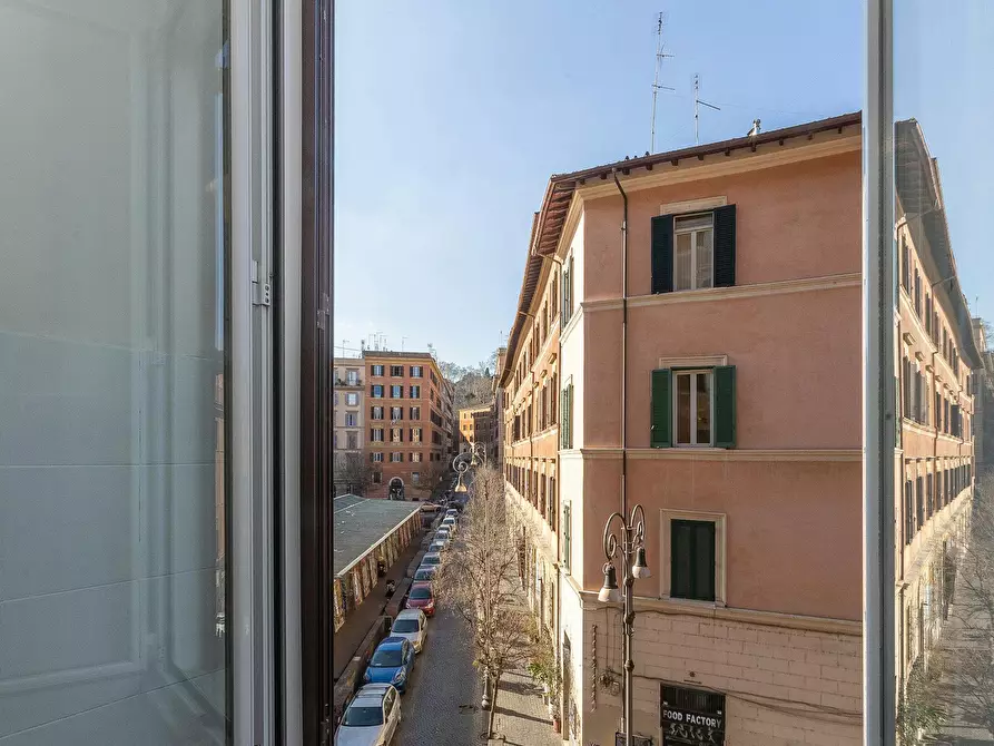 Immagine 10 di Appartamento in affitto  in Piazza di San Cosimato a Roma