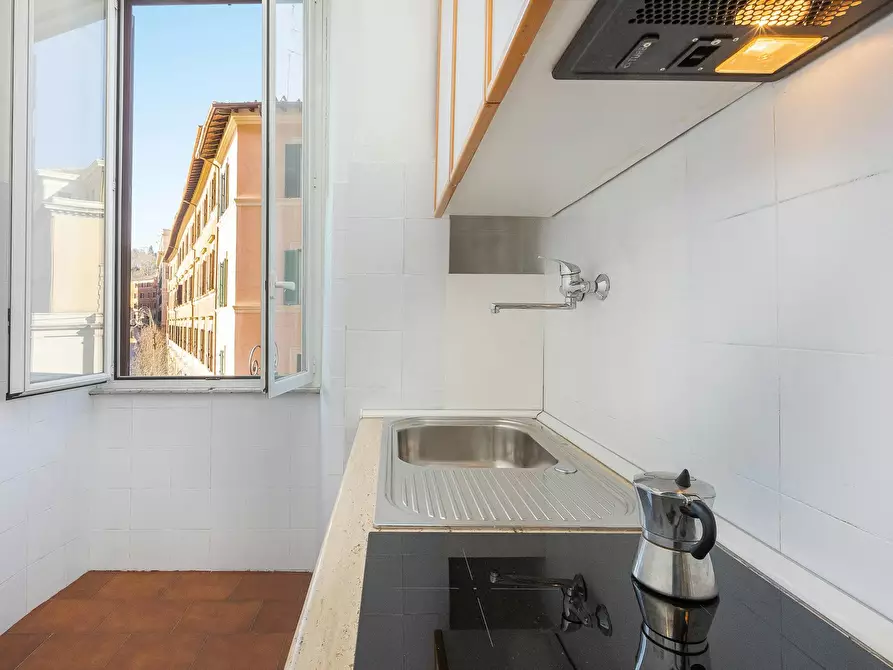 Immagine 3 di Appartamento in affitto  in Piazza di San Cosimato a Roma