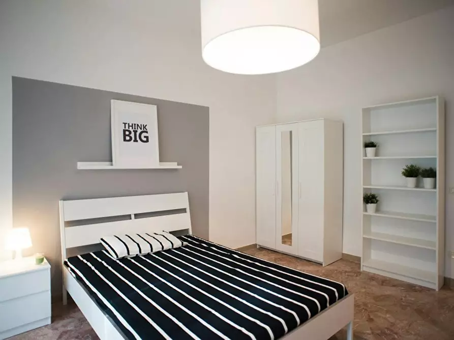 Immagine 2 di Camera in affitto  in Via dello Statuto a Firenze