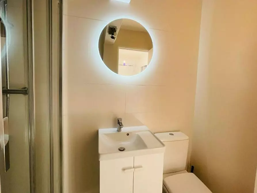 Immagine 2 di Appartamento in affitto  in Rue Colbert a Montreuil
