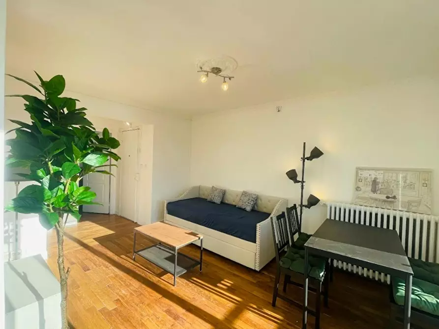 Immagine 1 di Appartamento in affitto  in Rue Colbert a Montreuil