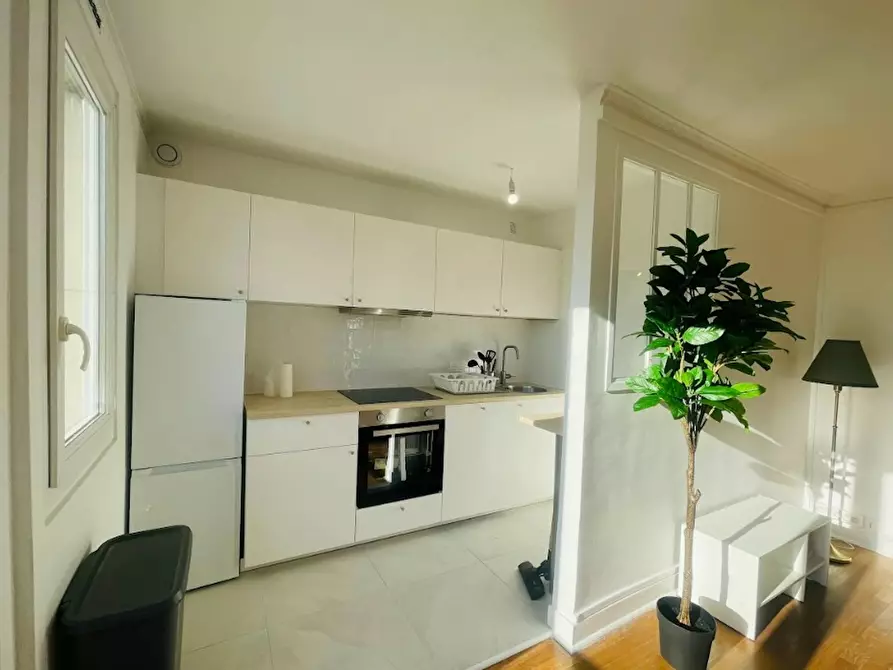 Immagine 5 di Appartamento in affitto  in Rue Colbert a Montreuil