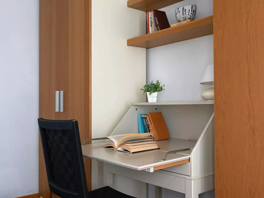 Immagine 10 di Appartamento in affitto  in Via Ippolito Rosellini a Firenze