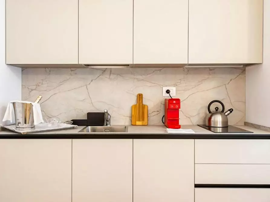 Immagine 6 di Appartamento in affitto  in Via Mazzini a Trieste