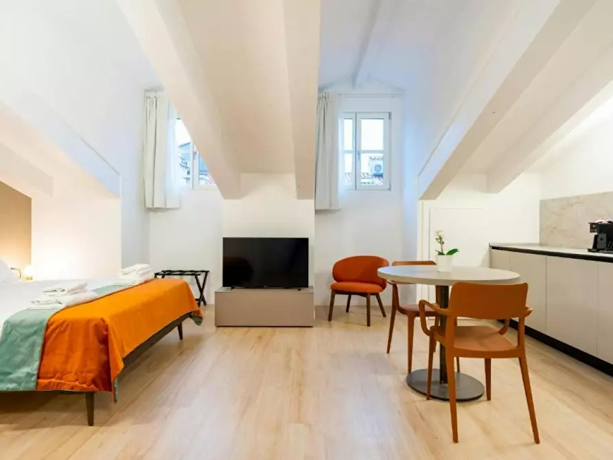 Immagine 10 di Appartamento in affitto  in Via Mazzini a Trieste