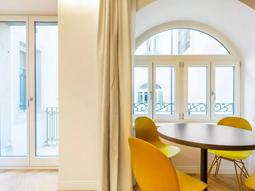 Immagine 2 di Appartamento in affitto  in Via Mazzini a Trieste