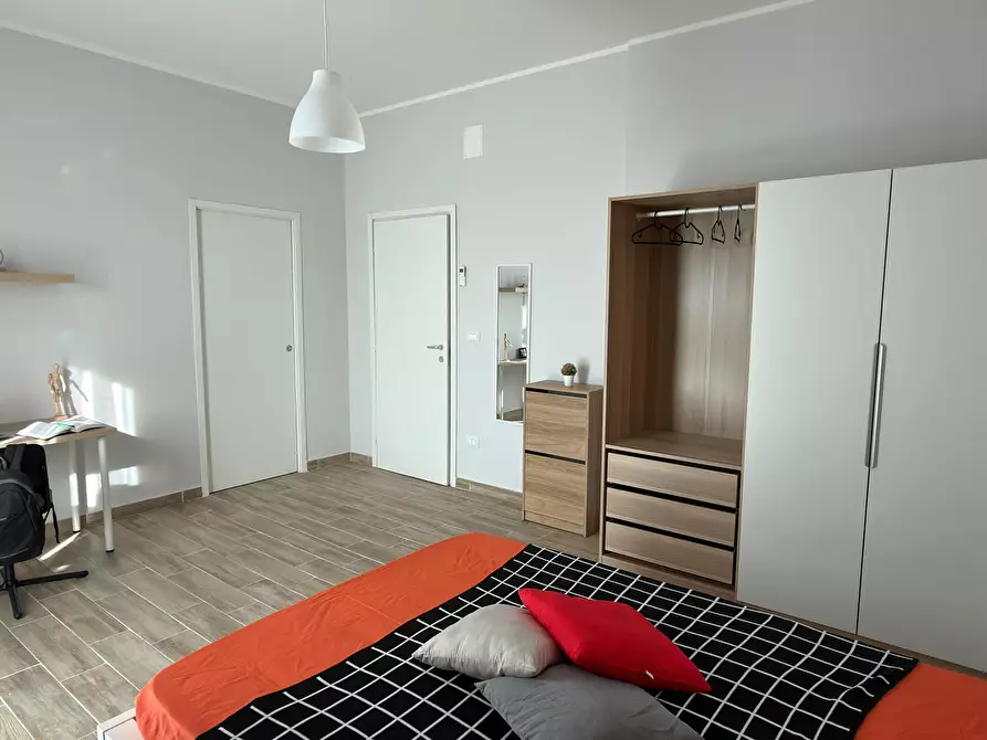 Immagine 1 di Camera in affitto  in Via Tirino a Pescara