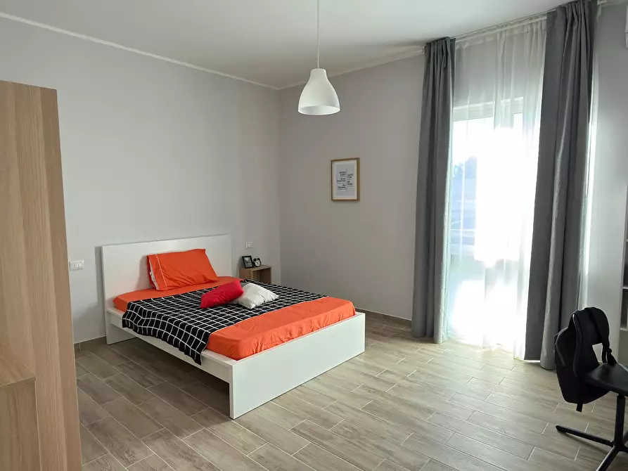 Immagine 3 di Camera in affitto  in Via Tirino a Pescara