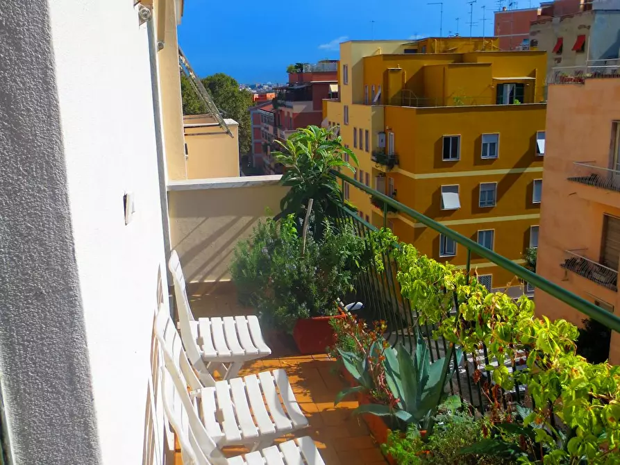 Immagine 3 di Camera in affitto  in Via Appiano a Roma