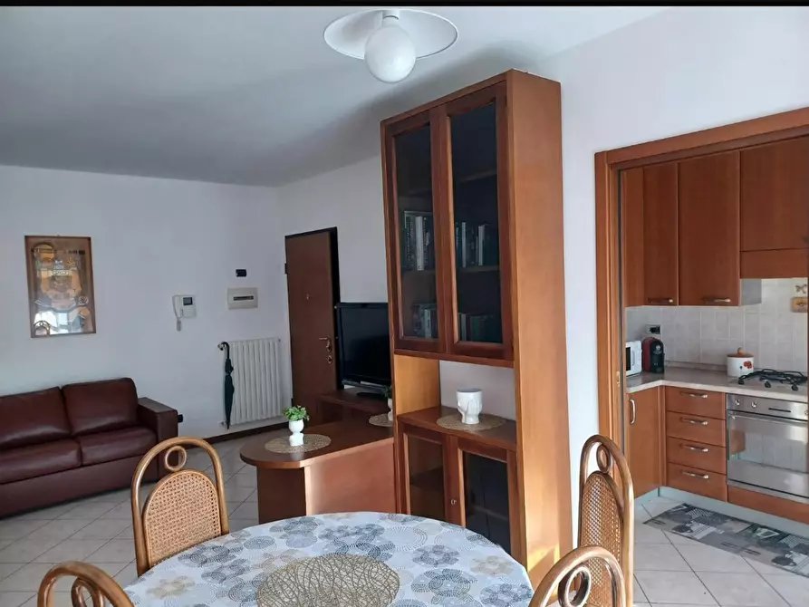 Immagine 5 di Camera in affitto  in Via Armando Diaz a Baranzate