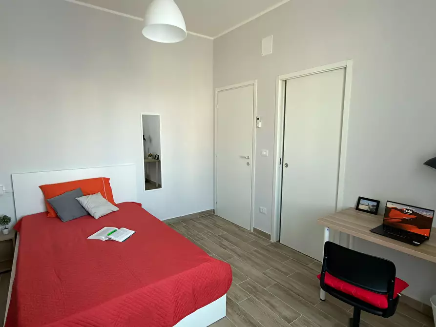 Immagine 3 di Camera in affitto  in Via Tirino a Pescara