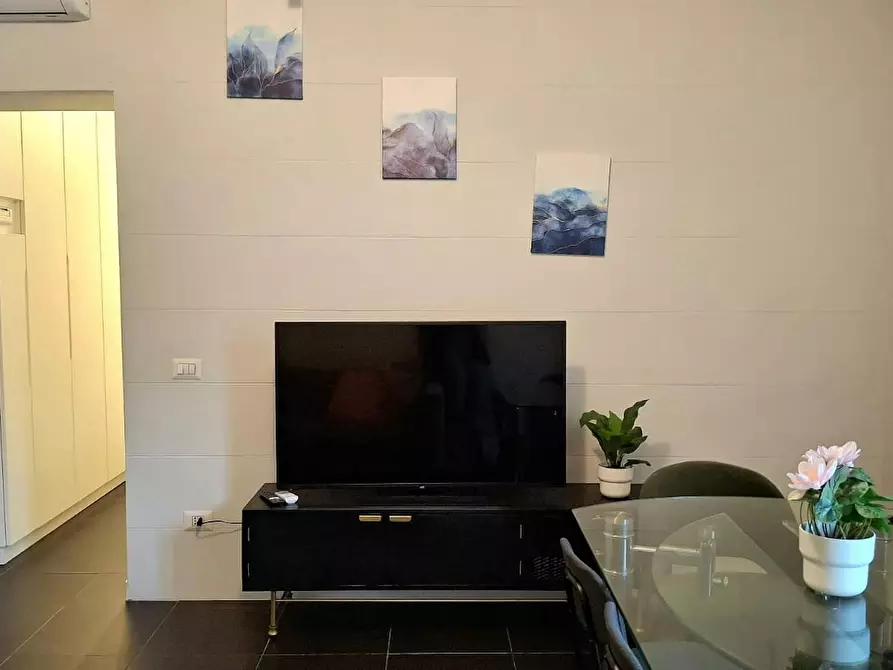 Immagine 10 di Appartamento in affitto  in Via Arnolfo di Cambio a Milano