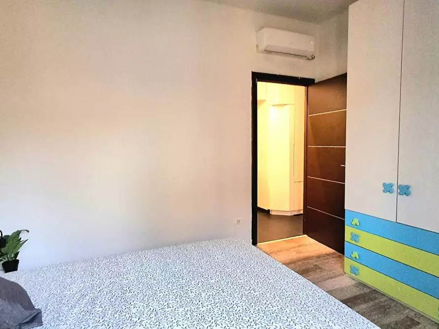 Immagine 4 di Appartamento in affitto  in Via Arnolfo di Cambio a Milano