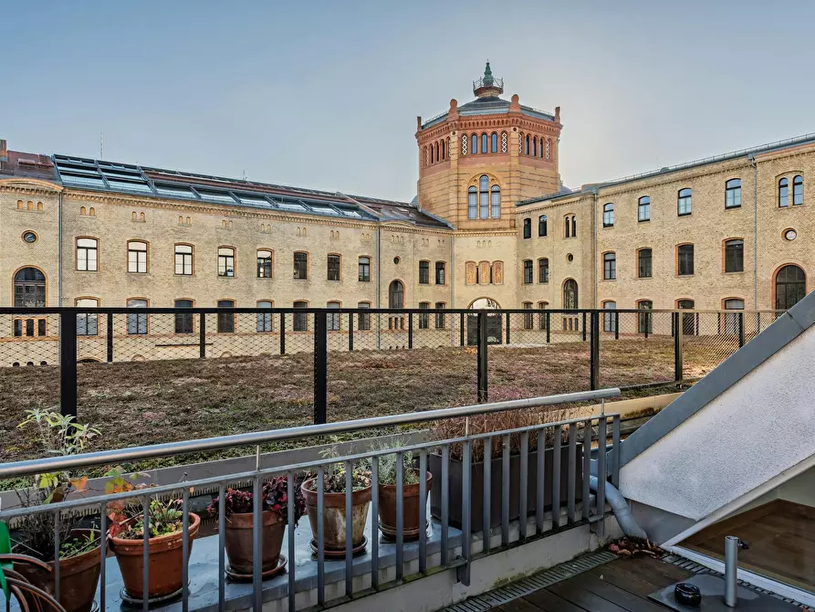 Immagine 8 di Casa indipendente in affitto  in Auguststraße a Berlin