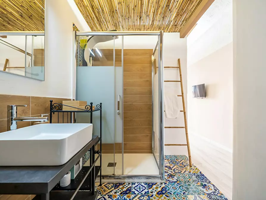 Immagine 6 di Camera in affitto  in Vicolo Giardinelli Ai Tartari a Palermo