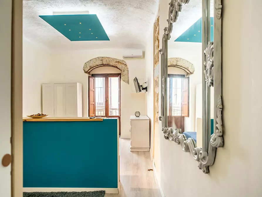 Immagine 8 di Camera in affitto  in Vicolo Giardinelli Ai Tartari a Palermo