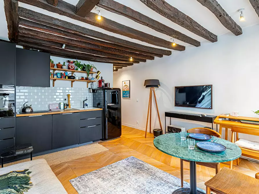 Immagine 1 di Appartamento in affitto  in Rue Saint-Martin a Paris 03