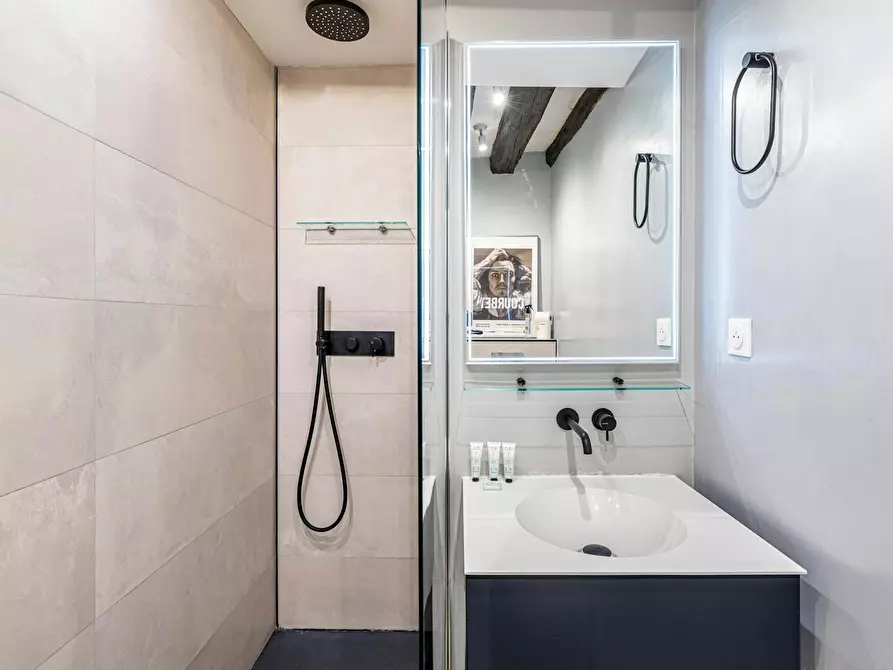 Immagine 5 di Appartamento in affitto  in Rue Saint-Martin a Paris 03