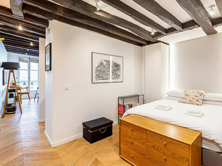 Immagine 9 di Appartamento in affitto  in Rue Saint-Martin a Paris 03