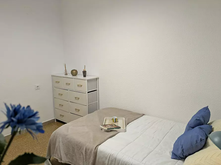 Immagine 2 di Camera in affitto  in Carrer de Lleida a Valencia
